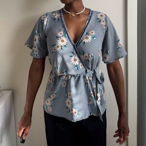 Nordstrom Sienna Sky Blue Floral Striped Wrap Top